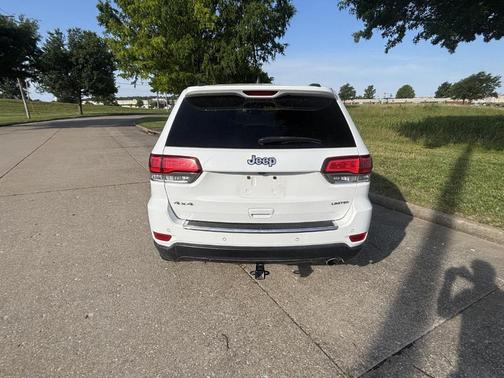 Bright White Clearcoat 2021 Jeep Grand Cherokee Limited