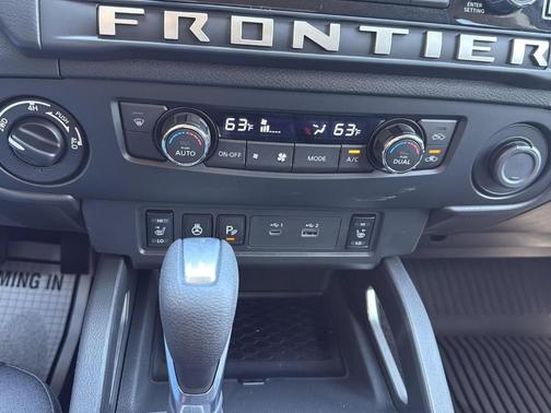 Bluestone Pearl 2026 Nissan Frontier SV