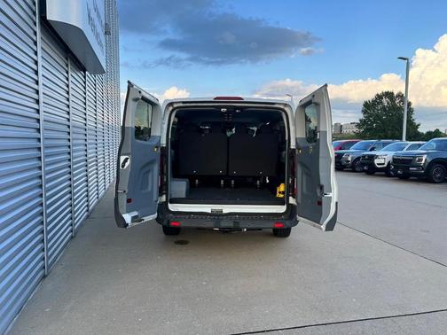 2015 Ford Transit-350 XLT