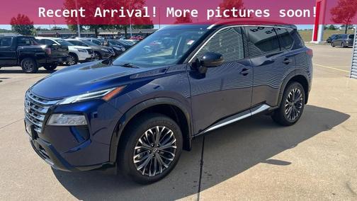 2025 Nissan Rogue Platinum