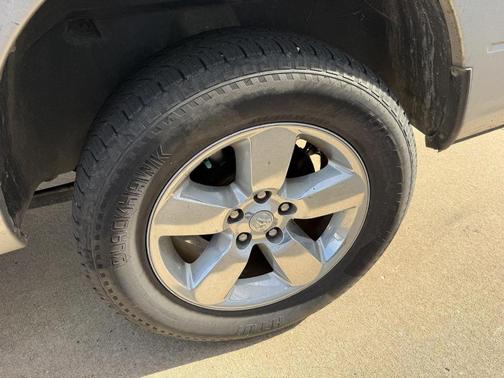 Bright Silver Clearcoat Metallic 2015 RAM 1500 Big Horn