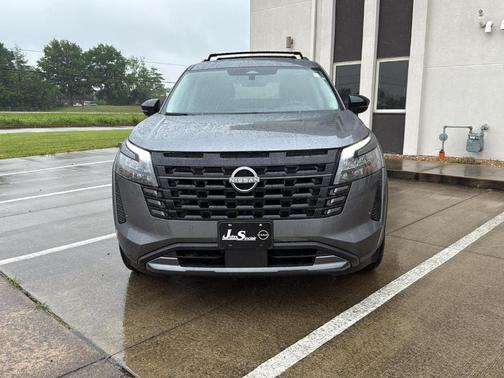 Gun Metallic 2026 Nissan Pathfinder SL