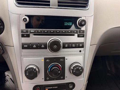 2011 Chevrolet Malibu LS