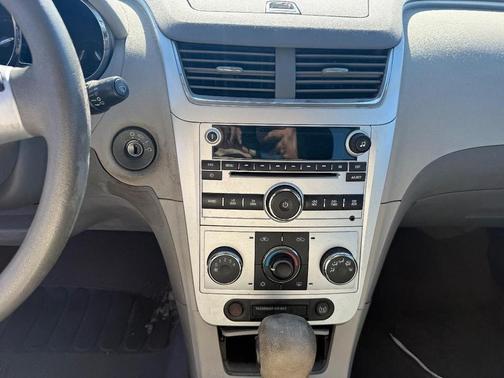 2011 Chevrolet Malibu LS