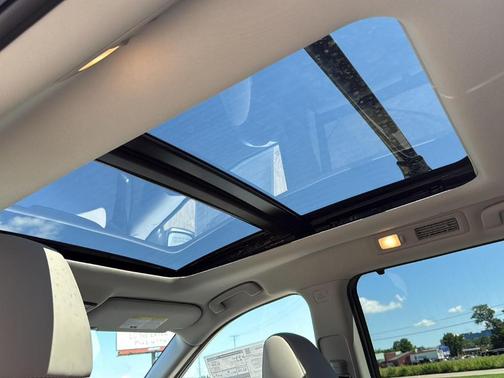 Pearl 2026 Nissan Pathfinder SL