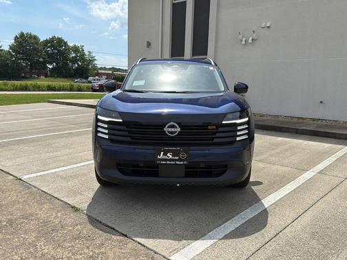 Deep Blue Pearl 2026 Nissan Kicks SR