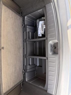 Everest White P 2026 Nissan Pathfinder SL