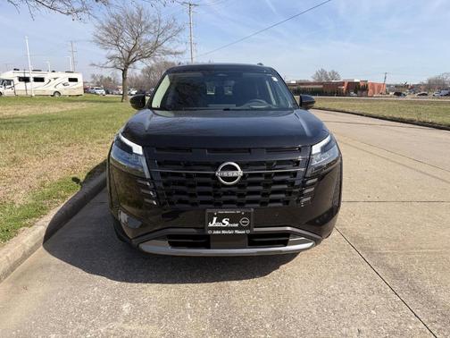 Everest White P 2026 Nissan Pathfinder SL