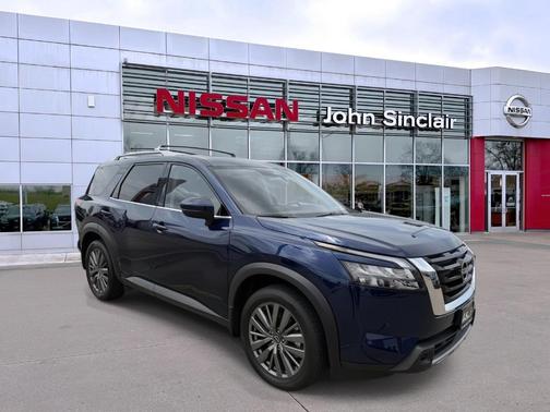 Deep Ocean Blue 2025 Nissan Pathfinder SL