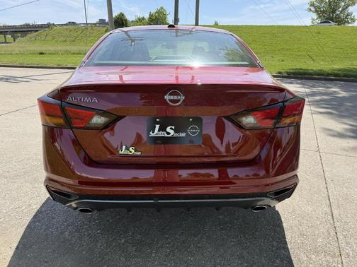 Scarlet Ember 2026 Nissan Altima 2.5 SV