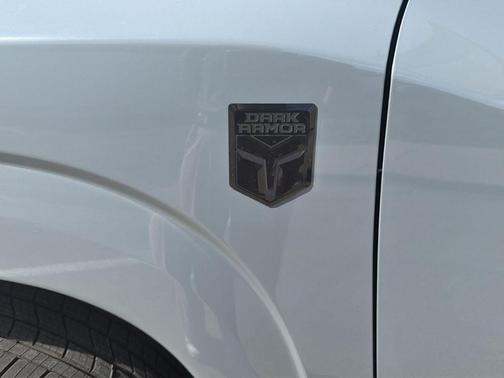 Boulder Gray Pearl 2026 Nissan Frontier SV