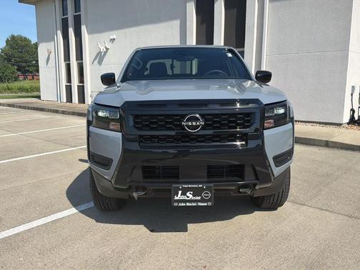 Boulder Gray Pearl 2026 Nissan Frontier SV