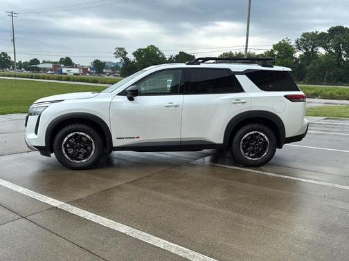 Everest White P 2026 Nissan Pathfinder Rock Creek