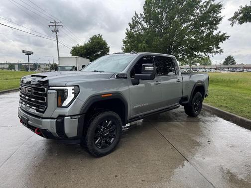Sterling 2025 GMC Sierra 2500 AT4