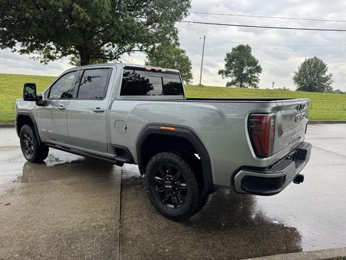 Sterling 2025 GMC Sierra 2500 AT4