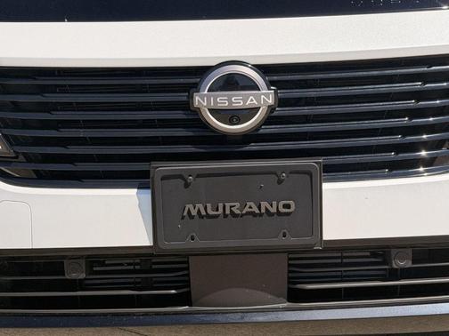 Everest White P 2025 Nissan Murano Platinum