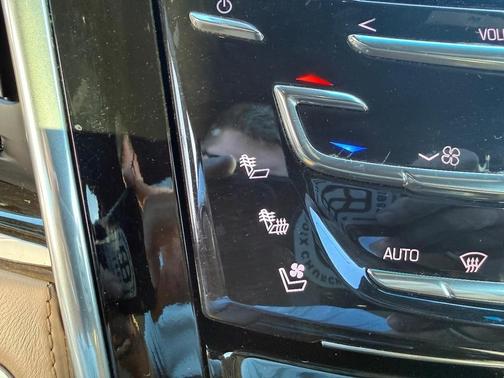 2018 Cadillac Escalade Platinum