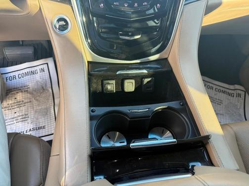 2018 Cadillac Escalade Platinum