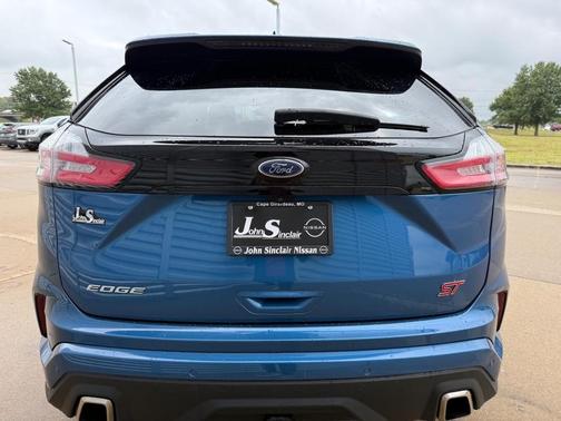 2020 Ford Edge ST