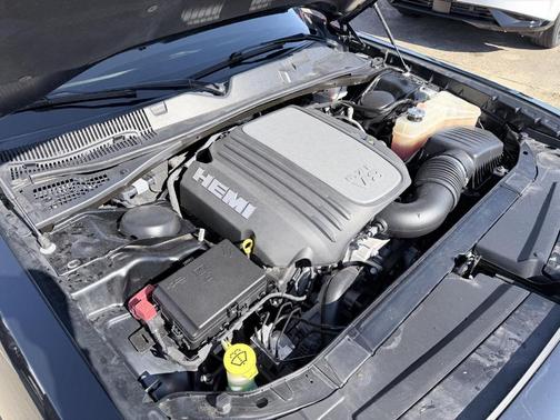Pitch Black Clearcoat 2023 Dodge Challenger R/T