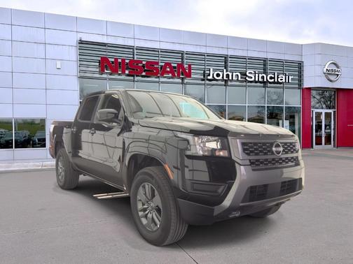 Super Black 2025 Nissan Frontier SV