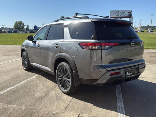 Gun Metallic 2026 Nissan Pathfinder SL