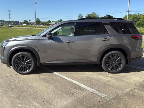 Gun Metallic 2026 Nissan Pathfinder SL