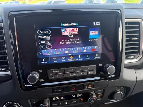 2024 Nissan Frontier SV