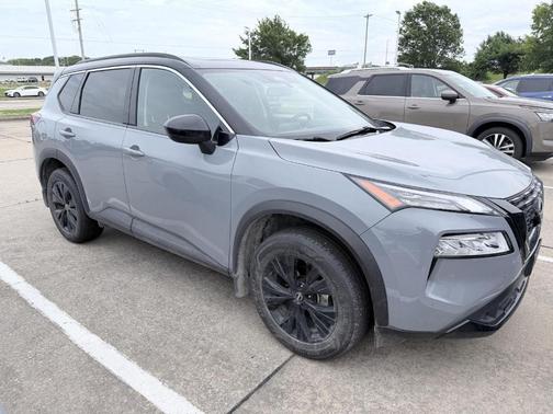 2 Tone Gray / Black Roof 2023 Nissan Rogue SV