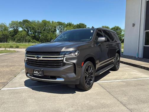 Graywood Metallic 2021 Chevrolet Tahoe LT
