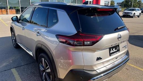 2021 Nissan Rogue Platinum