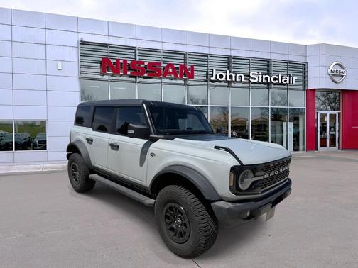 Cactus Green / Gray 2022 Ford Bronco Wildtrak