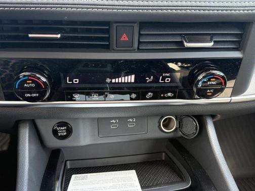 Gun Metallic 2026 Nissan Rogue SV