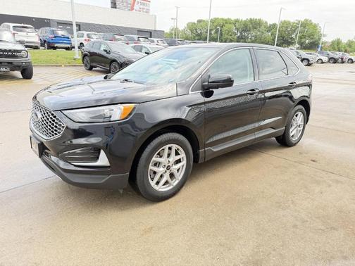 Agate Black 2023 Ford Edge SEL