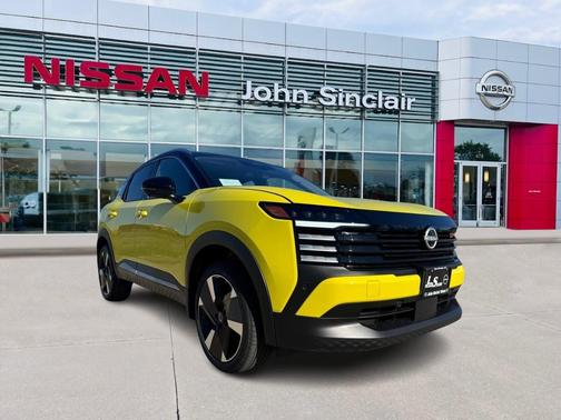 2025 Nissan Kicks SR