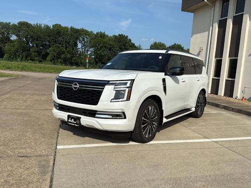 Everest White P 2026 Nissan Armada Platinum Reserve