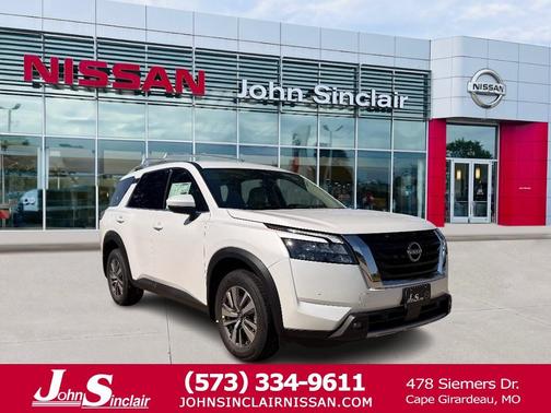 2025 Nissan Pathfinder SL