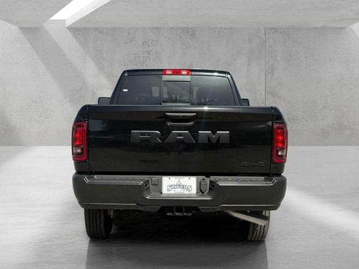 Diamond Black Crystal Pearlcoat 2027 RAM 2500 Tradesman
