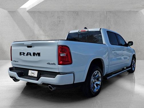 Bright White Clearcoat 2026 RAM 1500 Big Horn/Lone Star