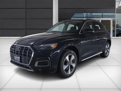 2024 Audi Q5 Premium 40 TFSI quattro S tronic