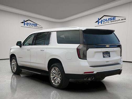 2025 Chevrolet Suburban Premier