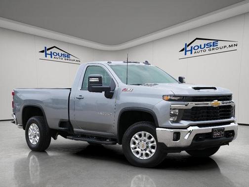 2025 Chevrolet Silverado 3500 LT