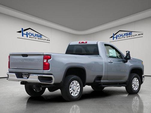2025 Chevrolet Silverado 3500 LT