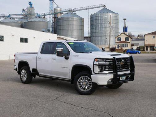 2022 Chevrolet Silverado 3500 High Country