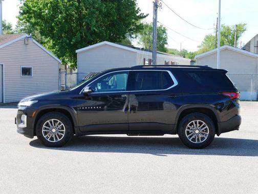 2022 Chevrolet Traverse LT Leather
