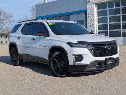 Summit White 2023 Chevrolet Traverse Premier