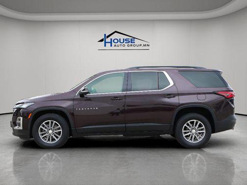 2022 Chevrolet Traverse LT Cloth