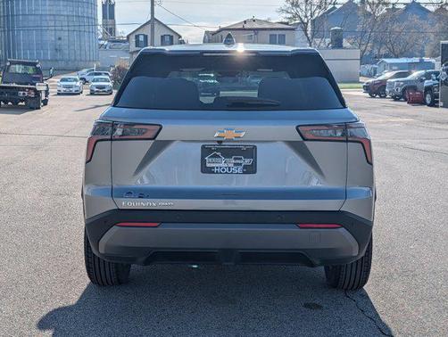 Sterling Gray Metallic 2026 Chevrolet Equinox 1LT