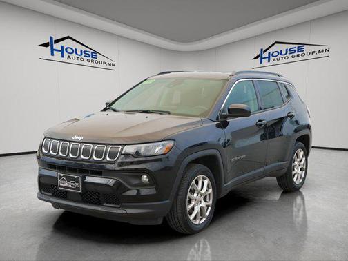 2022 Jeep Compass Latitude Lux