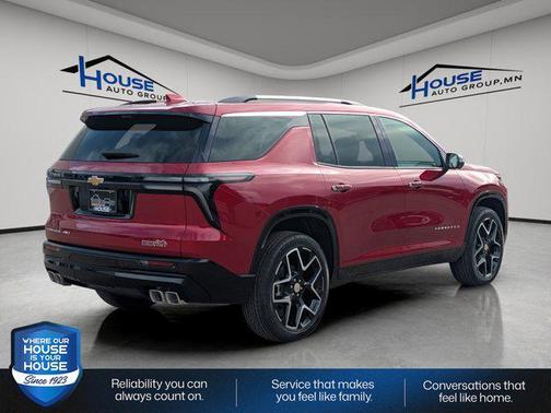 Radiant Red Tintcoat 2026 Chevrolet Traverse High Country